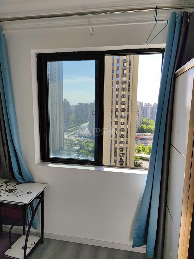 墨翠里小区（彩虹湾4期）10873250卧室窗户图16