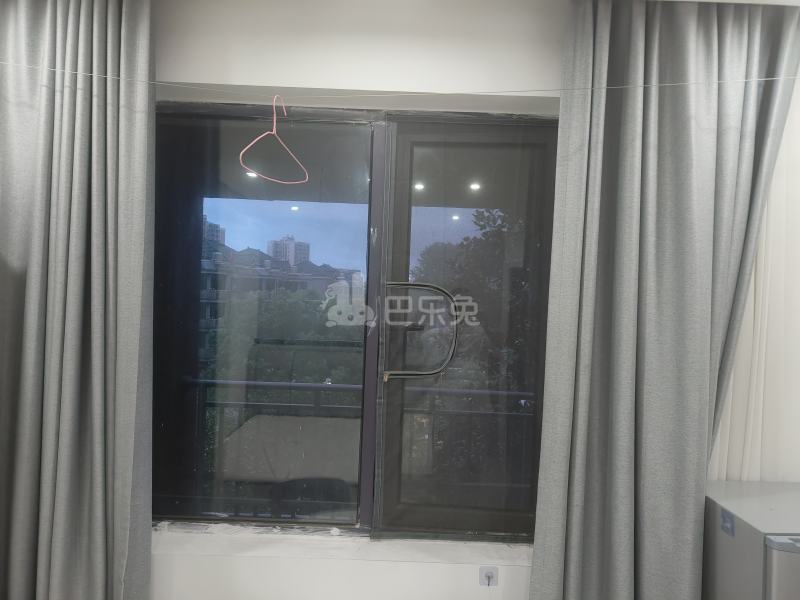 海澜半岛东区10883918卧室窗户图13