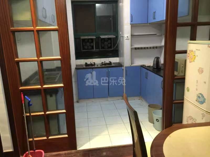 凤凰西街114号10894409卧室图0