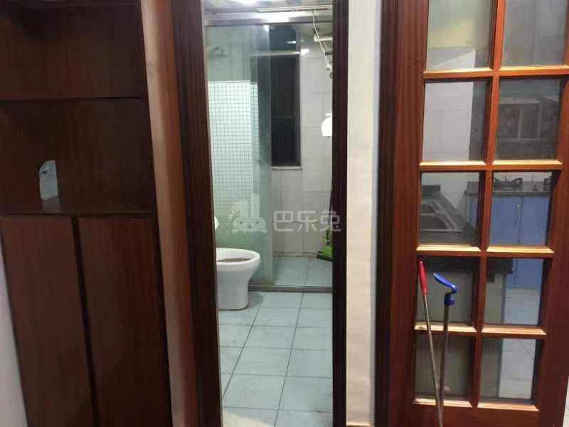 凤凰西街114号10894409卫生间图7