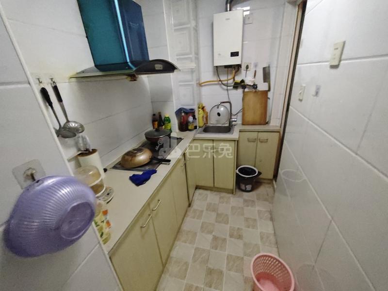 徐泾北城欣沁苑东区1089704厨房图5