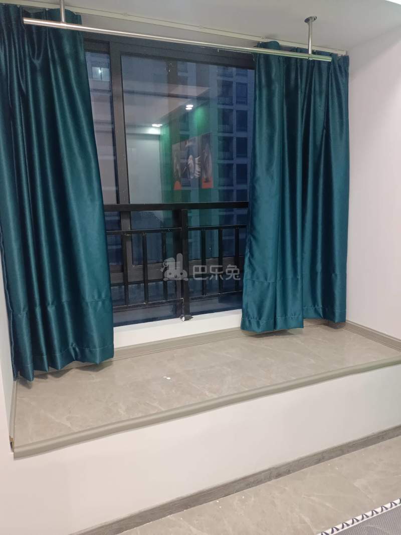 水岸名筑10914274卧室窗户图5