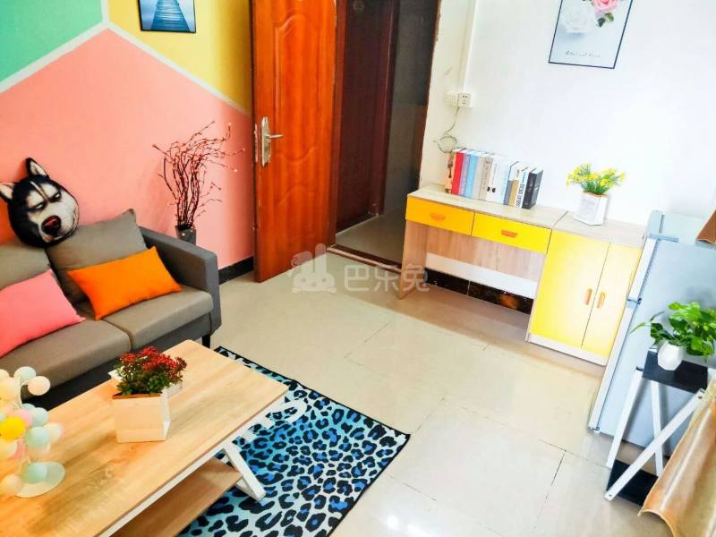 龙溪村10914410客厅图2