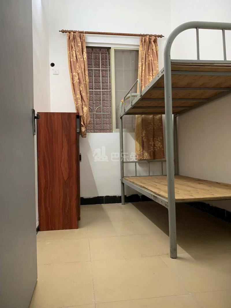 东塱村10914872卧室图0