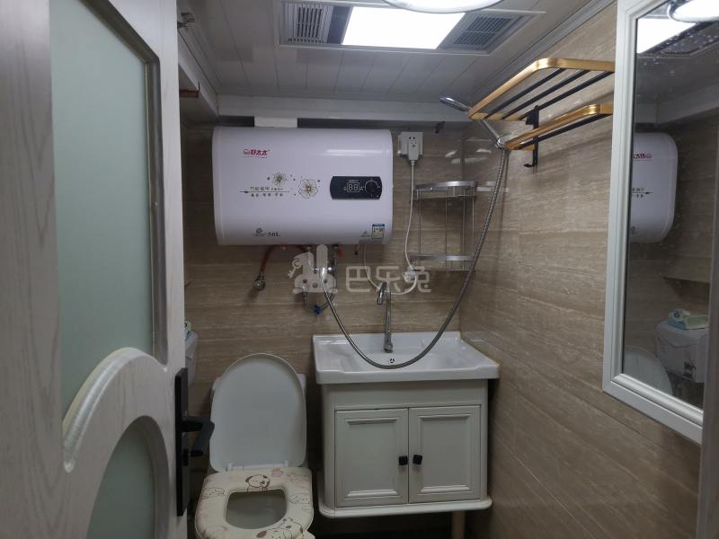 绿地卡米（嘉域生活中心）10922563卫生间图6