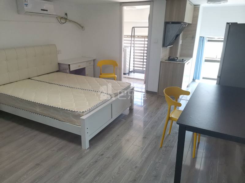 绿地卡米（嘉域生活中心）10922563卧室图3