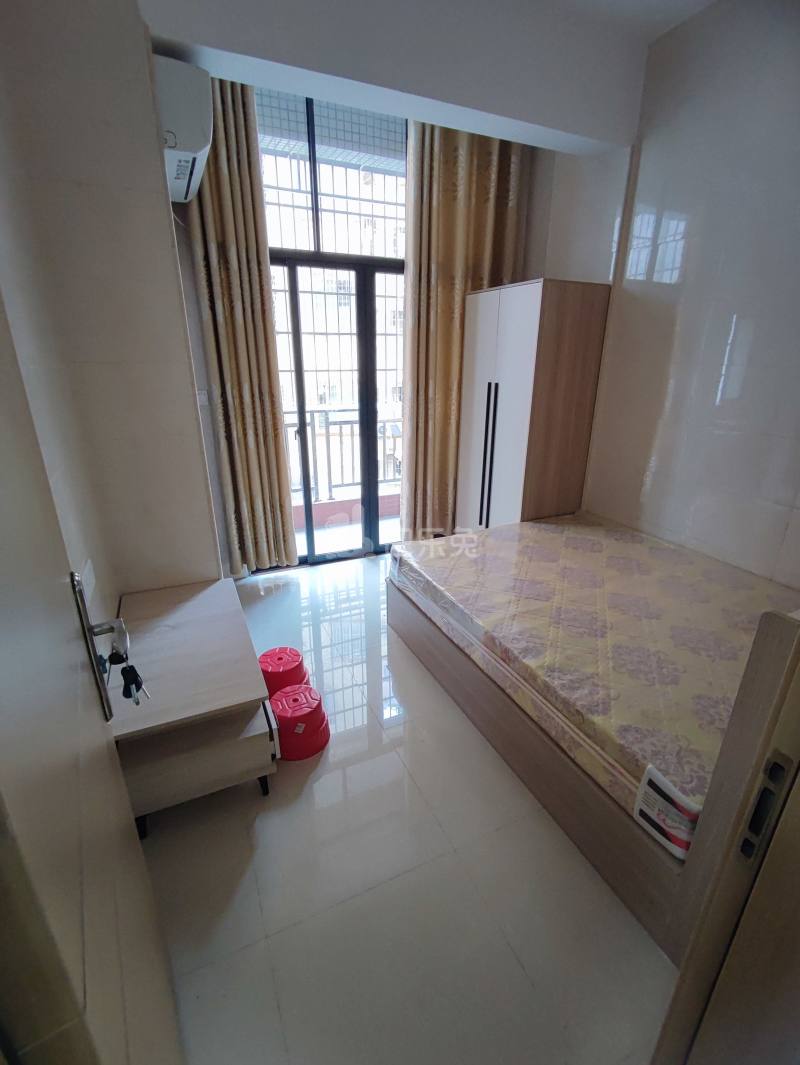 黄边村（白云区）10932012卧室图0