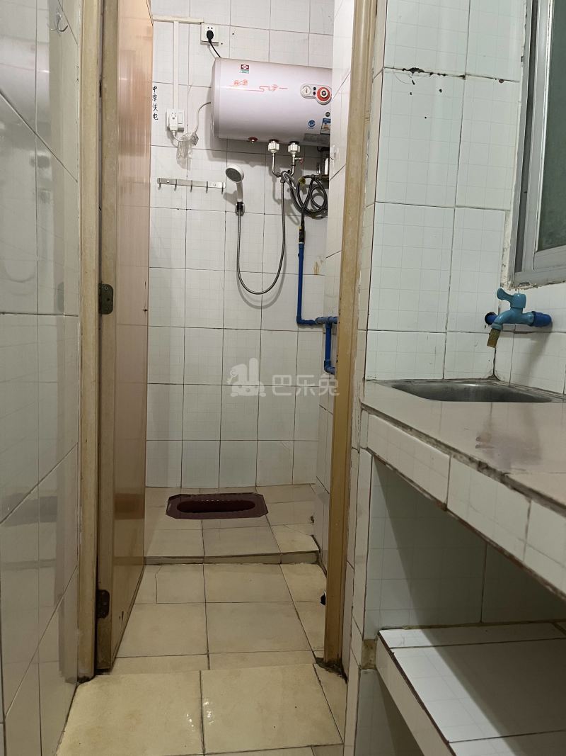 萧岗村(白云区新市萧岗北门东街33号)10932686周边环境图2