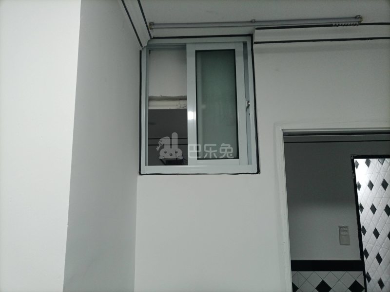 清怡花苑10933146卧室窗户图5