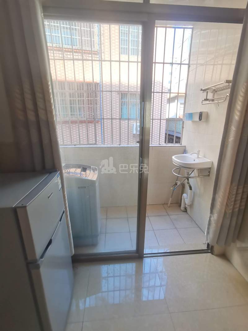 龙归南村10941961周边环境图5