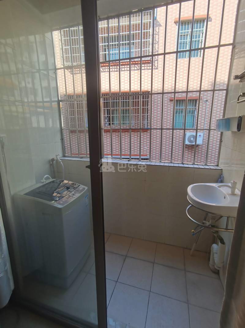 龙归南村10941961周边环境图6