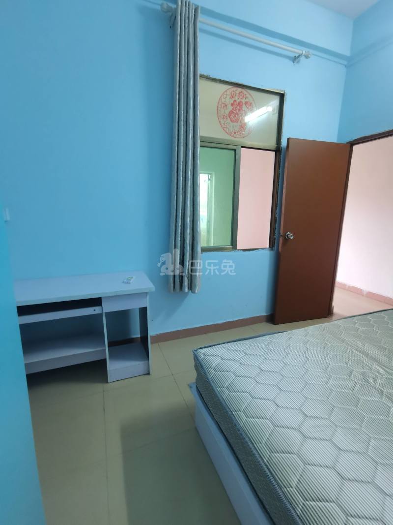 龙归南村10942081卧室图1