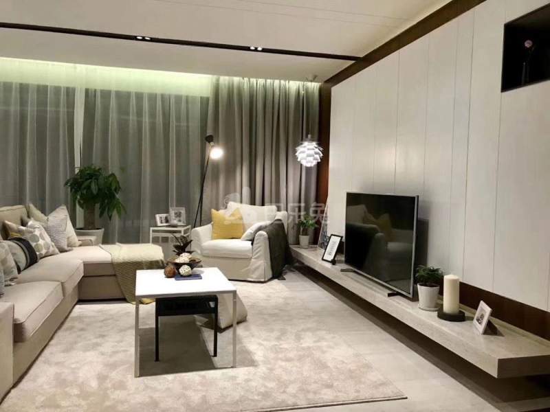 鲁能公馆10950379客厅图5