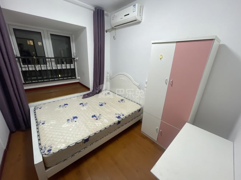 绿地象屿德馨嘉苑（苏河公园）10968067卧室图3