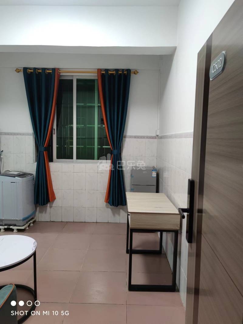 燕塘社区10968968周边环境图1