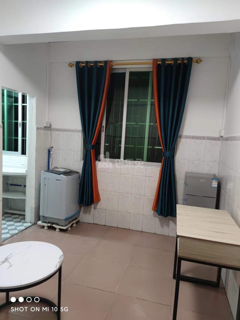 燕塘社区10968968周边环境图2