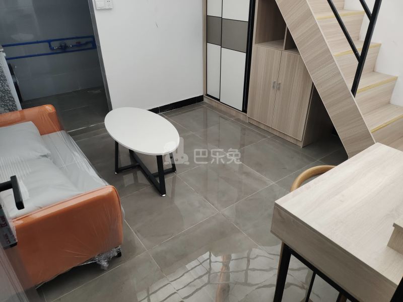 吉山庄岗山巷8号10981378卧室图0