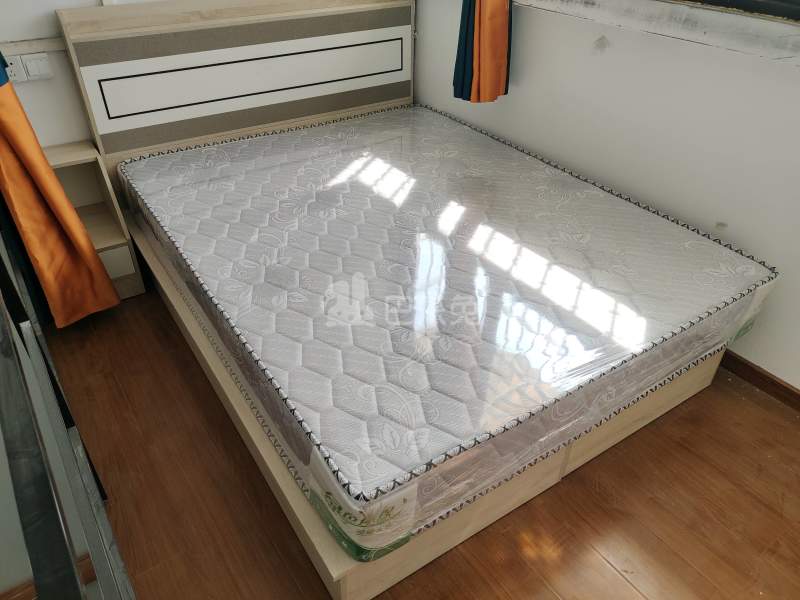 吉山庄岗山巷8号10981378卧室图3