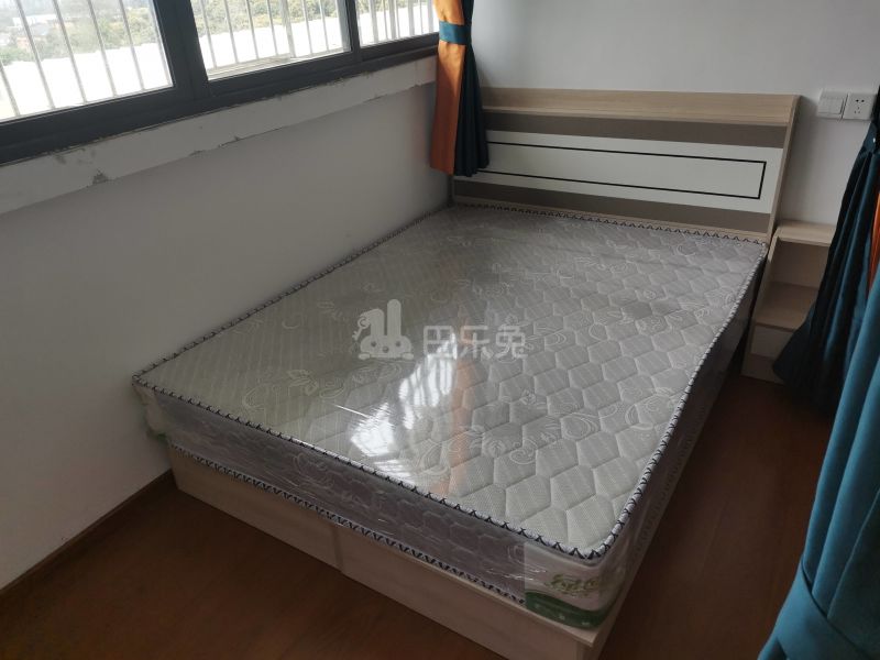 吉山庄岗山巷8号10981385卧室图0