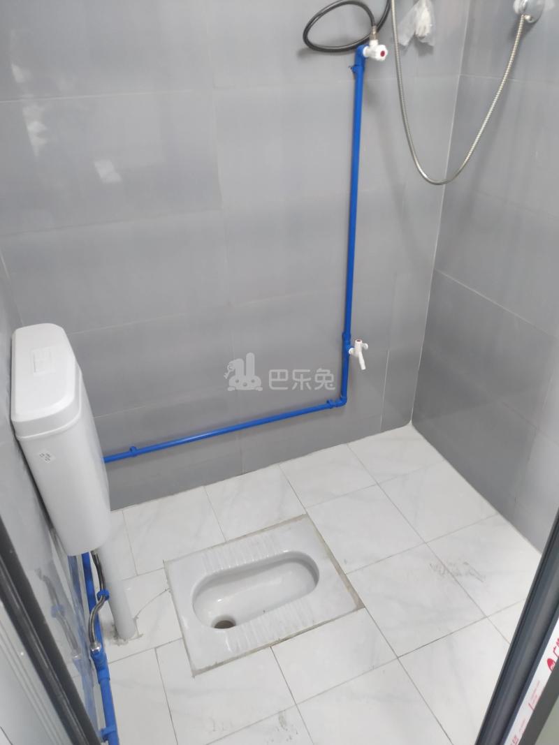 吉山庄岗山巷8号10981390卫生间图6