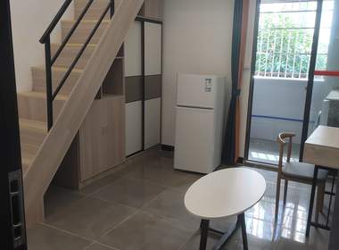 吉山庄岗山巷8号 1室1厅1卫