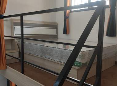 吉山庄岗山巷8号 1室1厅1卫