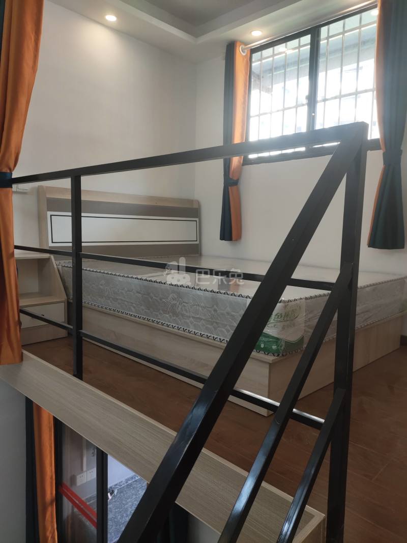 吉山庄岗山巷8号11038556卧室图3