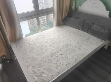 国际花园 1室0厅1卫