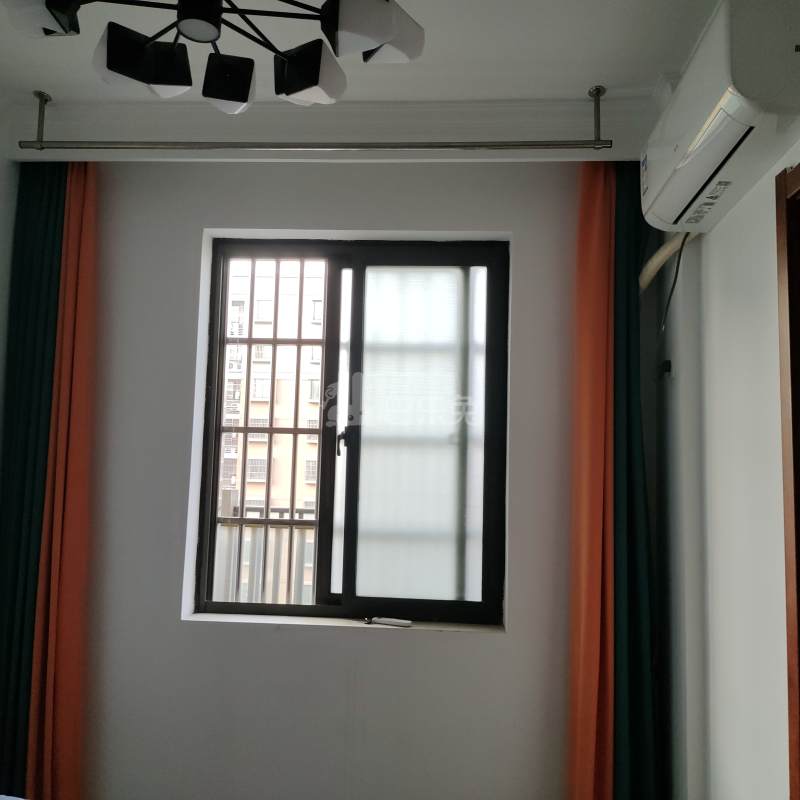 乾南嘉苑南区11096625卧室图3