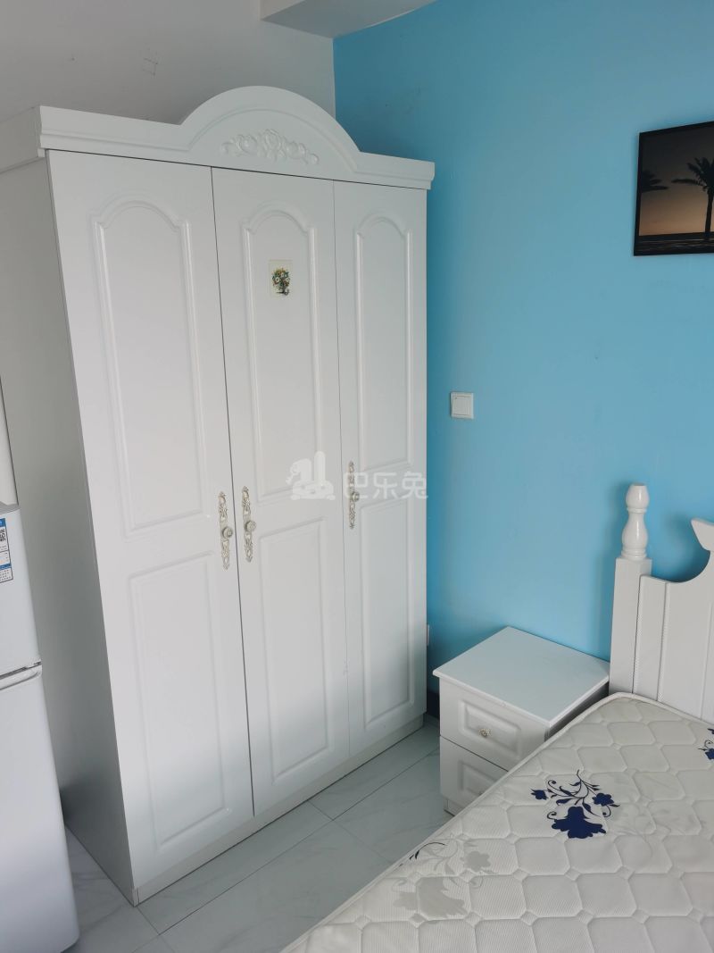 滨浦新苑二村11104558卧室图6
