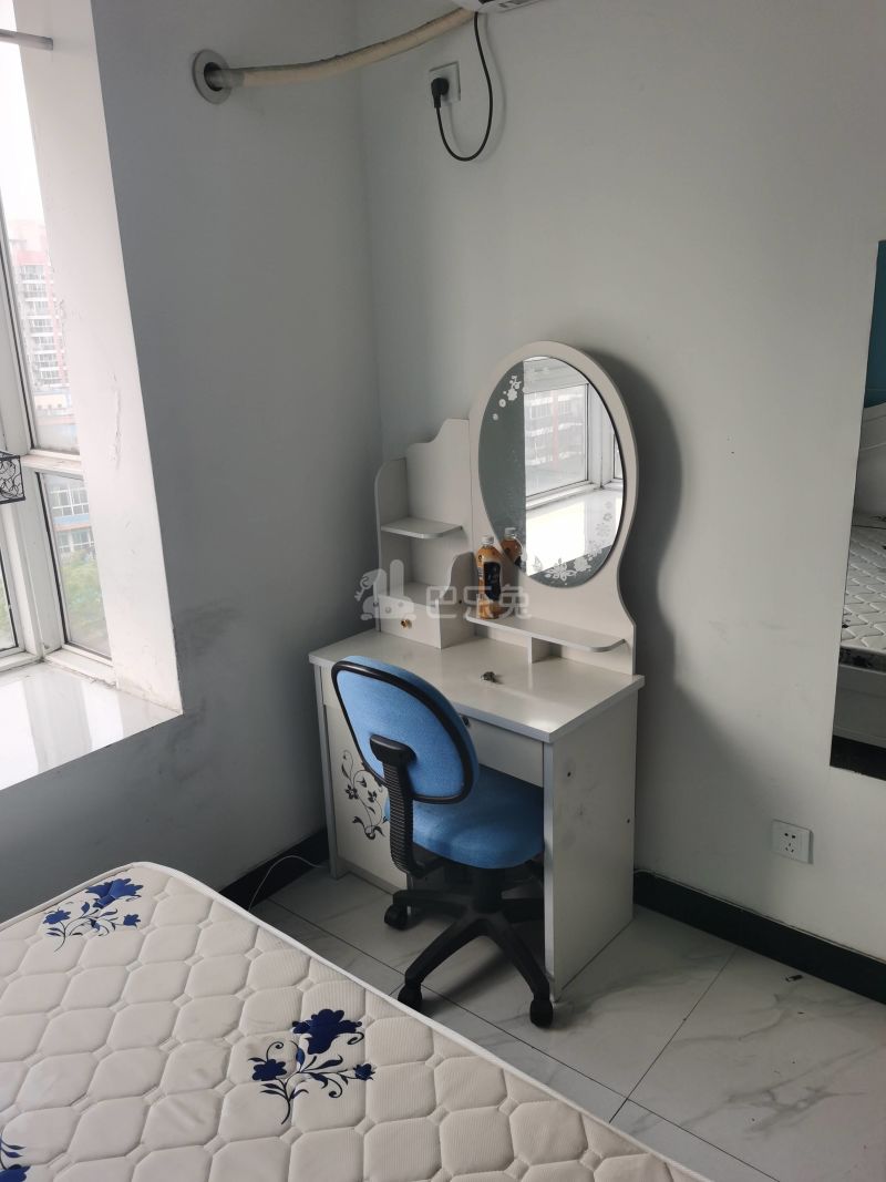 滨浦新苑二村11104558卧室图8