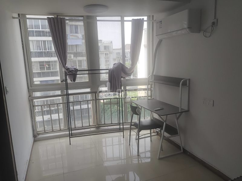 大众春盛苑11124653卧室窗户图8