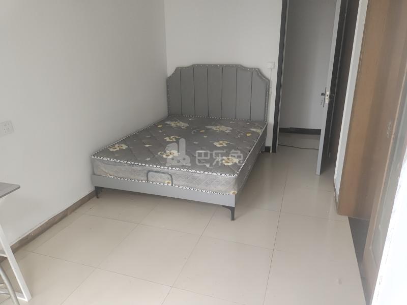 大众春盛苑11124653卧室图1