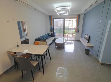 绿地21城滨江汇（绿地理想家园） 3室1厅1卫