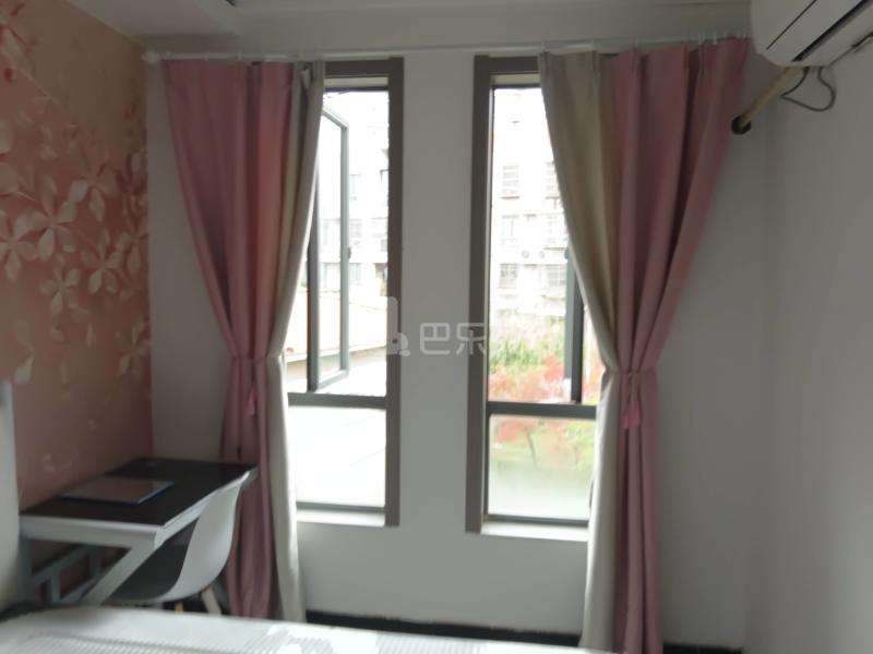 金鹤新城水岸秀苑11155349卧室窗户图9