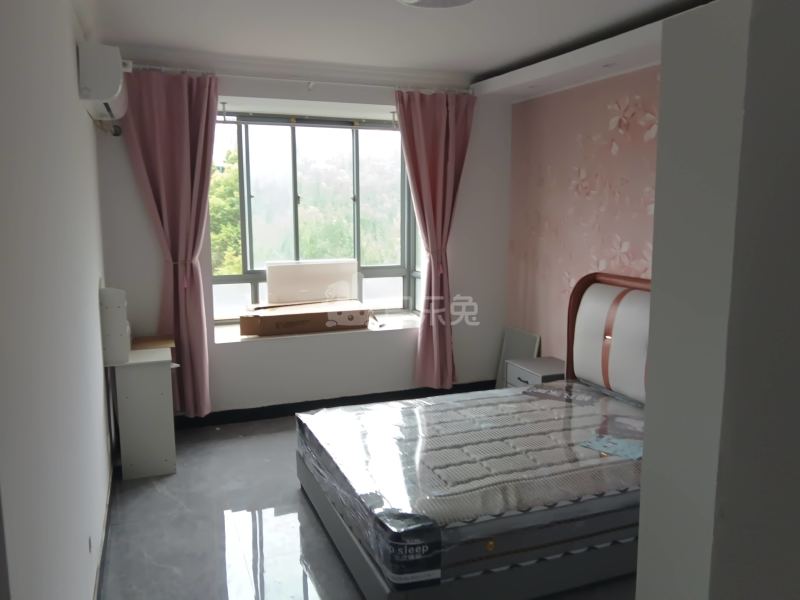 金鹤新城水岸秀苑11155349卧室图2