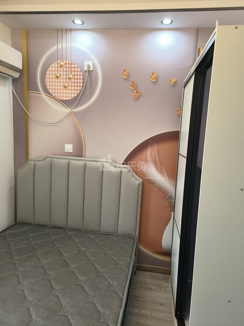 中信泰富又一城一期11159729卧室图1