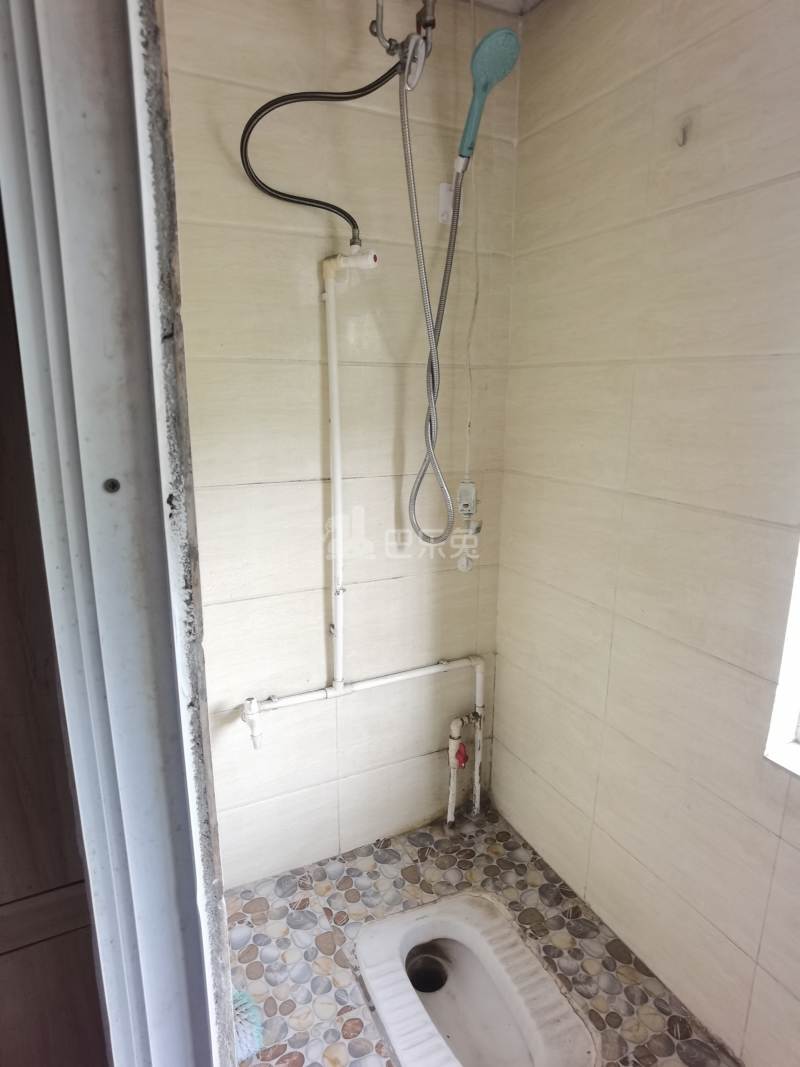 月亮湾花园1116913卫生间图7