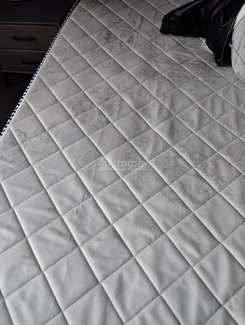 保利融信和光尘樾11175409卧室图1