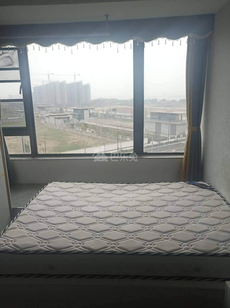 五堡悦荣湾东区11181223卧室窗户图7