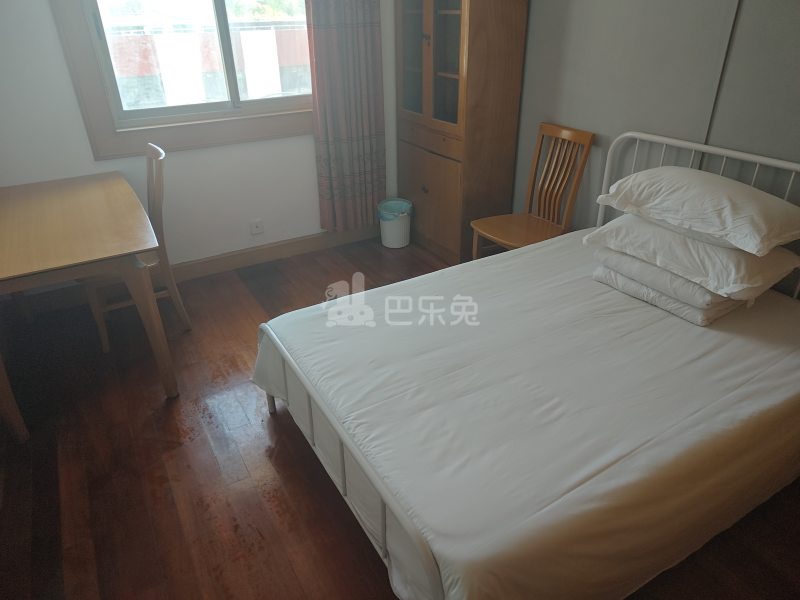 汇达苑11182111卧室图0