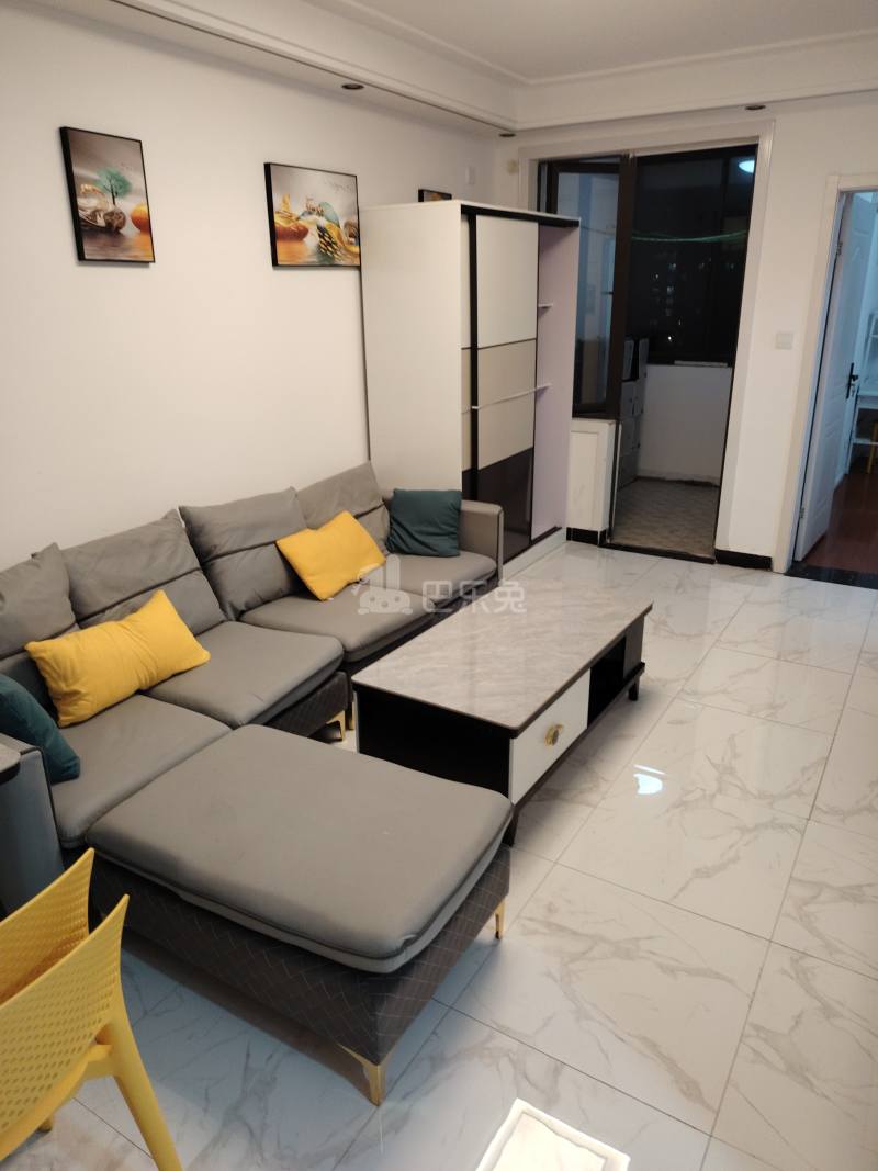 新凯城丹桂苑11213631客厅图4