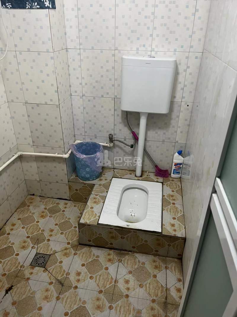 复兴南苑11252637卫生间图4