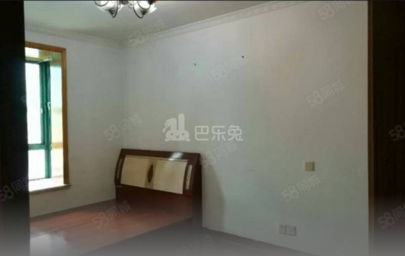 爱达花园紫藤园11254021卧室图5