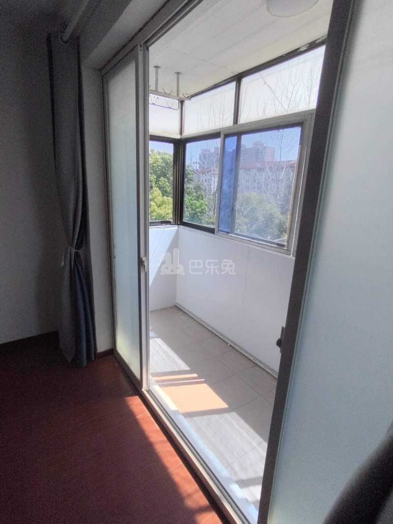 高境二村11272804卧室窗户图14