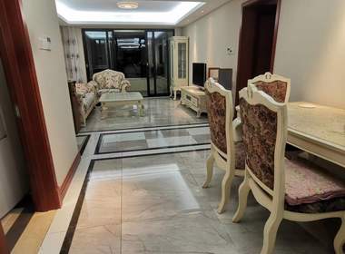 五矿崇文金城 4室2厅2卫