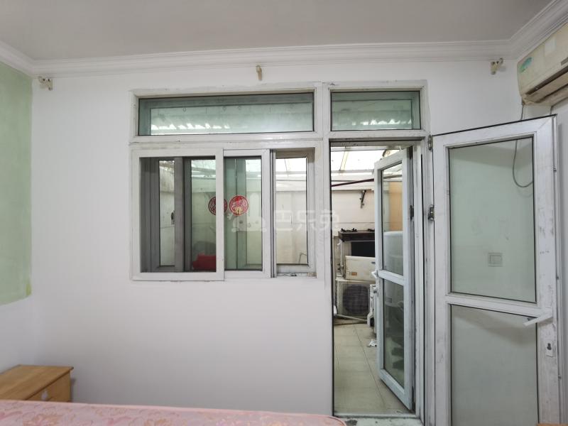 沙申新村11317903卧室窗户图7