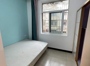 榴莲公寓（西郊家园店） 1室0厅1卫