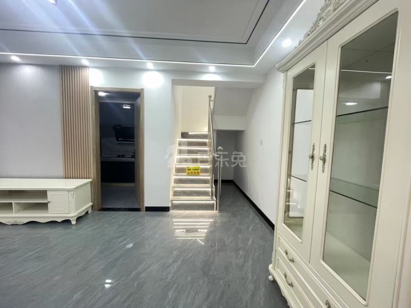 银河丽湾11339703客厅图8