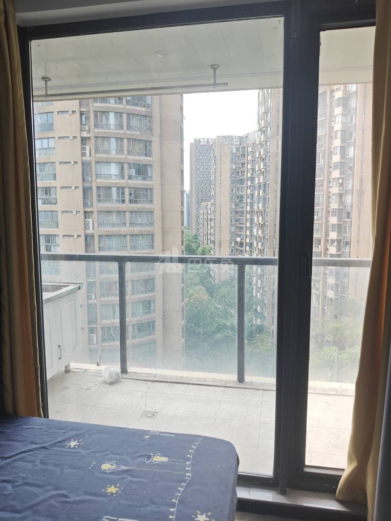 东海水景城领翔阁11345588卧室窗户图8